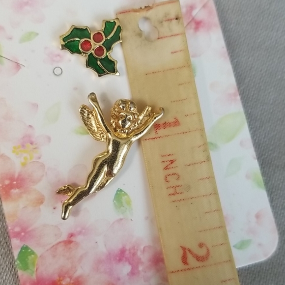 ENAMEL Christmas HOLLY & ANGEL lapel pin - Picture 2 of 3